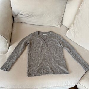 Abercrombie & Fitch Women's V-Neck Sweater in Gray